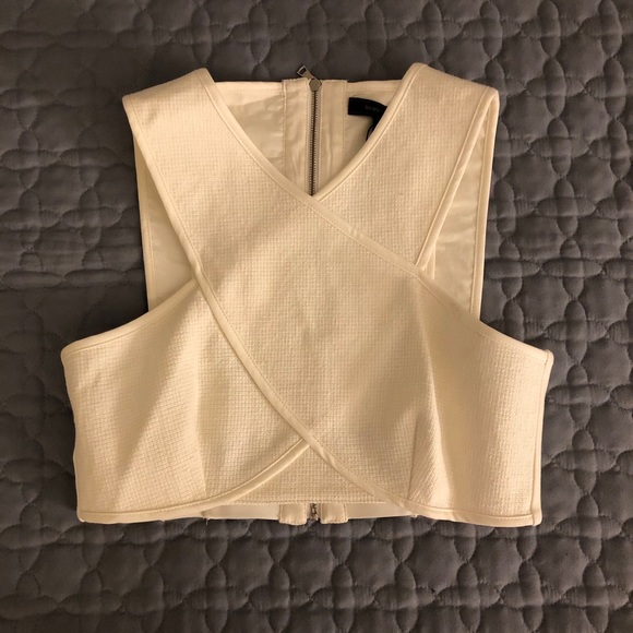 NWT BCBGMaxAzria “Nyella” crop top - Picture 3 of 8